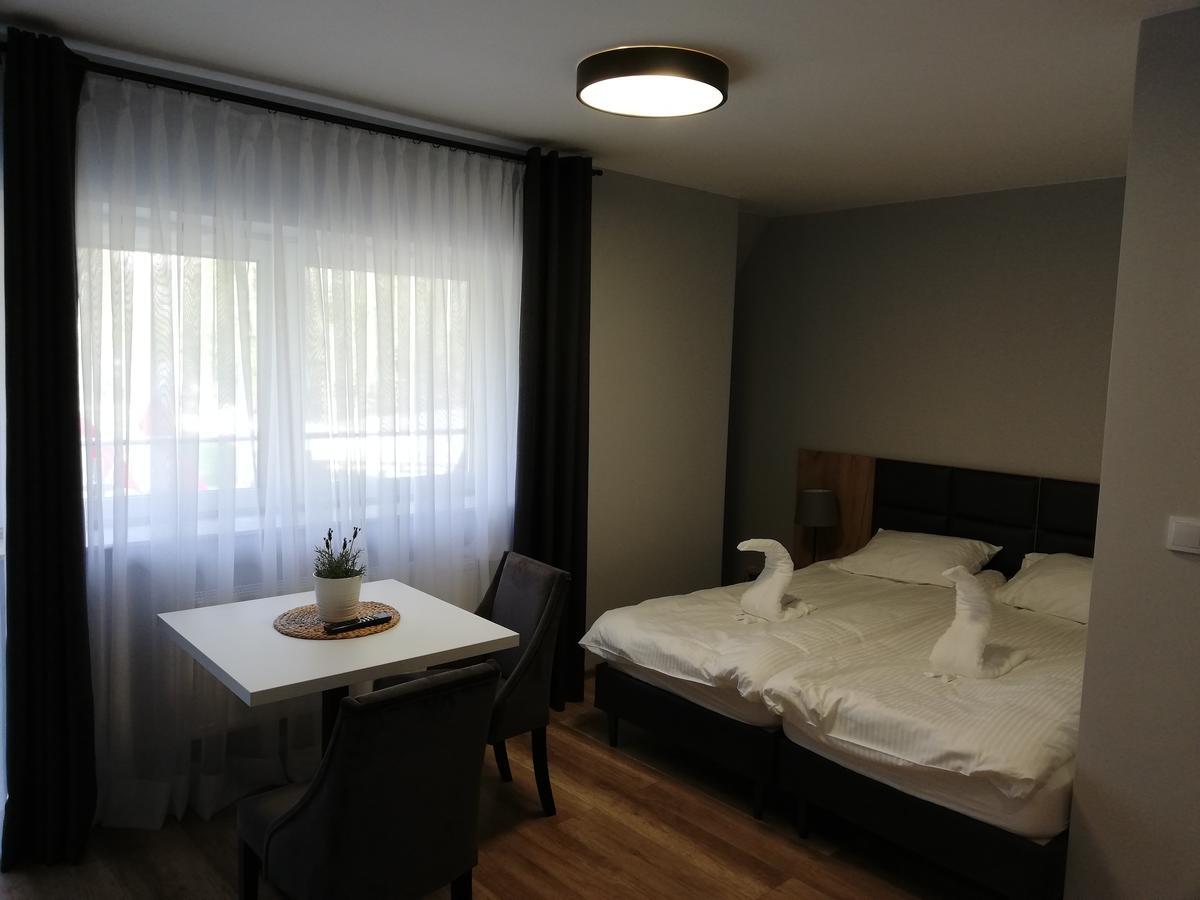 Jurajska Przystan Hotel Jastrzab Bagian luar foto